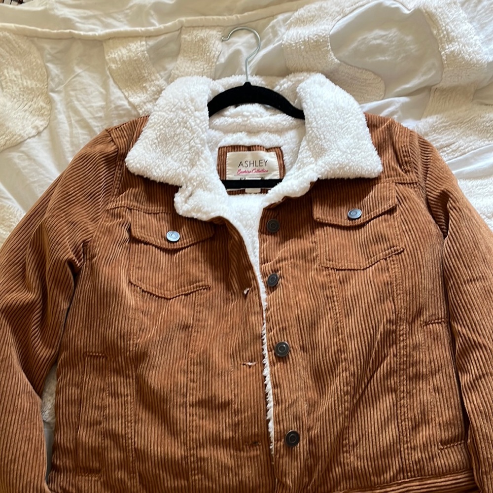 Corduroy tan jacket !!! Never worn